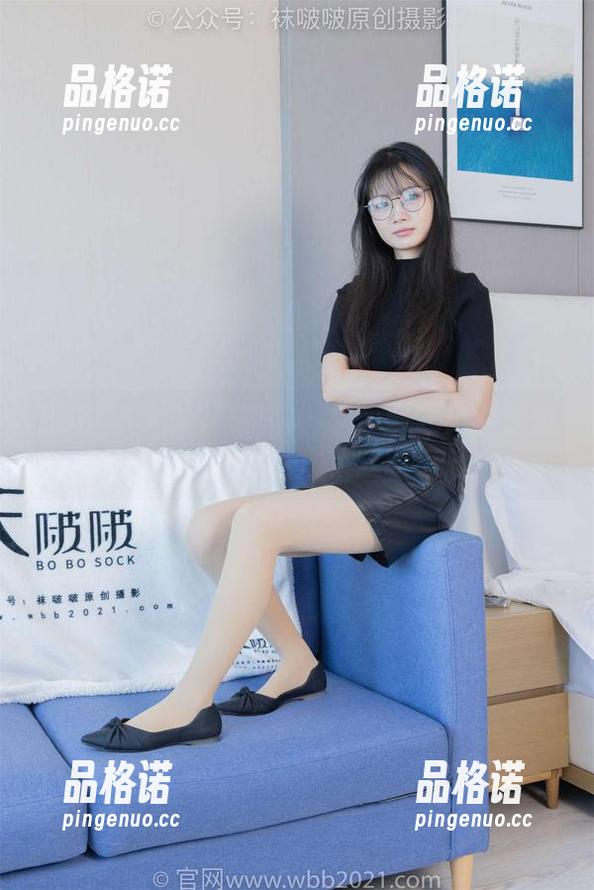 BoBoSocks袜啵啵-涵涵 BoBoSocks袜啵啵 - 快来瞧瞧!涵涵的裸足一不小心就引爆了我的小心思。
