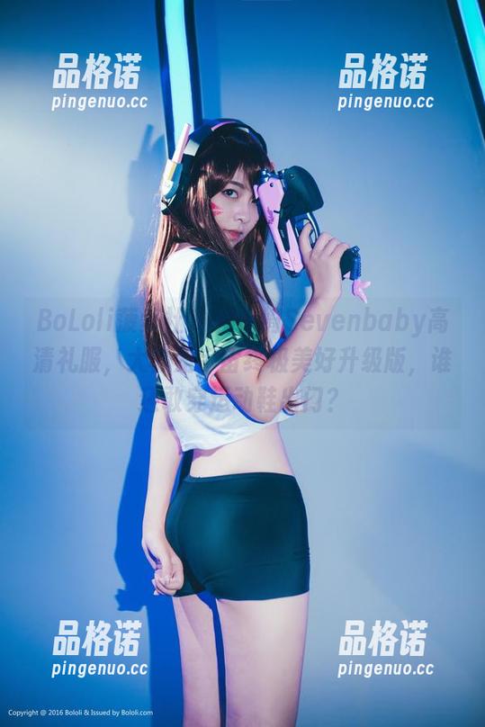 BoLoli菠萝社-柳侑绮Sevenbaby BoLoli菠萝社 - 柳侑绮Sevenbaby高清礼服,大概是宇宙终极美好升级版,谁还敢穿运动鞋出门?