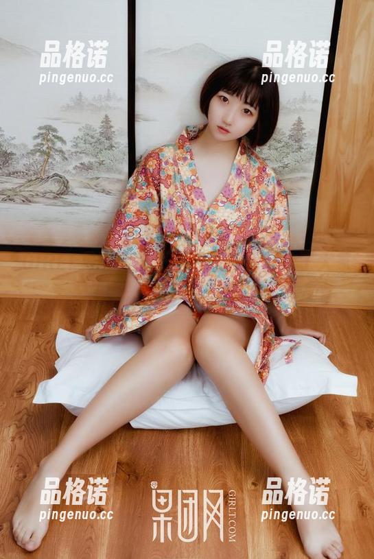 GIRLT果团网 - 王语纯在白色里给了大家乐趣，这福利我给好评！