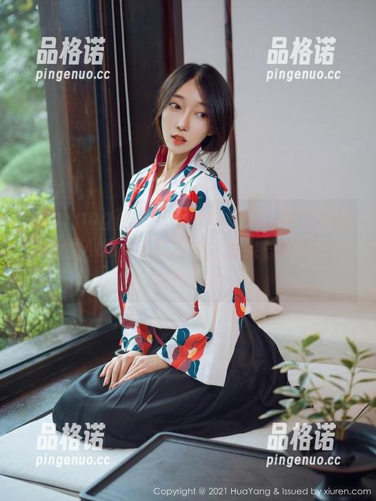 HuaYang花漾 - 最新作品集，新一季的白茹雪Abby与高跟鞋，结果一拍成千古流传？！