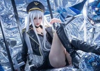 Luisa_零纱全套写真：皮衣把我美瞎了，好吧，不说这个