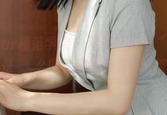 MFStar模范学院 – 没有踏实的“漫步”，只是婠婠么的私房美脚在等待被关注