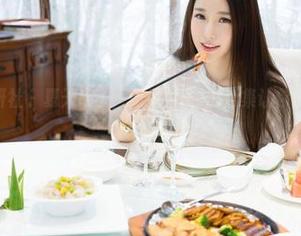 MiStar魅妍社 – 夏天来了，闵妮Mily的合集让你别无选择，直接沉醉。