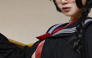 就是这些吸引我的，PAKI草莓酱的花园兔女郎套图果然没让我失望！