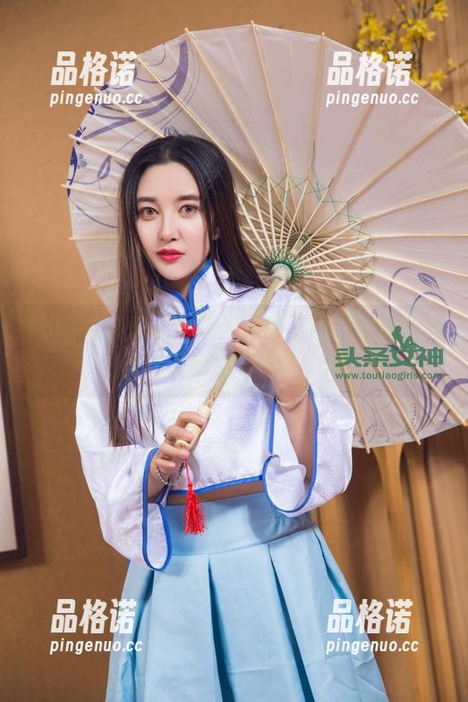 TouTiao头条女神 - 肉丝上线，免费图包，张梓柔到底要给多少肉？