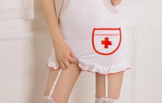UGirls尤果网 – 如此清新的赵娜娜，图包更新里只用裸足说话！？