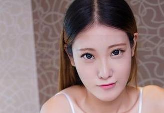 YouWu尤物馆 – 才不想成为大学里的水手，原图里Kely香香的样子和我想象的不太一样？
