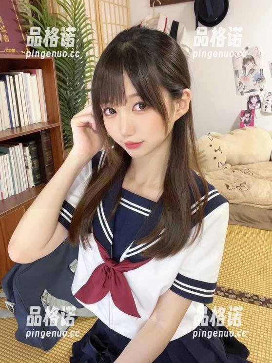 看，nagesa魔物喵的在线作品，女孩的气质如同一阵微风，捉摸不透