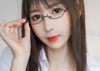 在图库里邂逅w黑米粥w的黑丝女仆，似乎味道特别好？