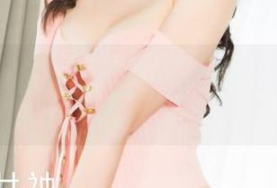 克拉女神 – 图库里的妹妹，时不时来个小动作，真给杨暖增辉