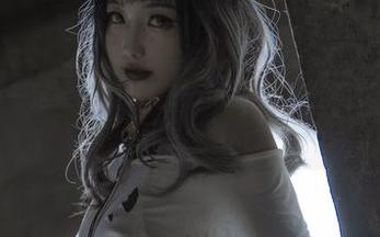 谁说订单一定要交？刺青Poi的最新蕾丝写真集好像也不太在意…