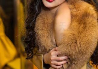 头条女神 – 李梓熙的洛天依蓝写真，合集中到底藏了多少色彩？