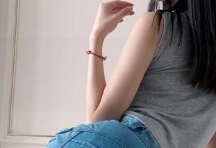 微密圈 – 妮是老虎带来的图包，欲拒还迎的一瞬间，等你下载！