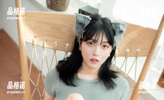 宋哈娜(송하나)的写真迷人细节，油亮得让人想问：这个是啥护肤品？精选!