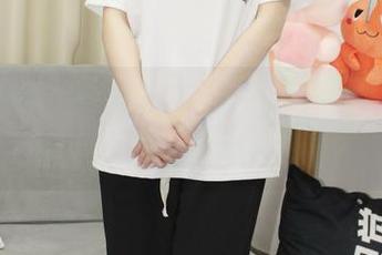 小众视觉 – 看“小薯条”的秘书大公开，谁说工作只能严肃对待？