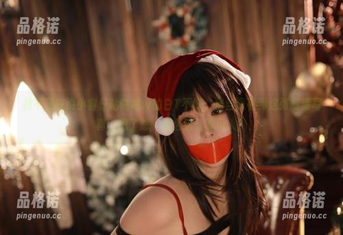 小容仔咕咕咕w 我不是在说小容仔咕咕咕w的白T不好,但当我看到这张高清写真,想了想,怎么这么吸引人?