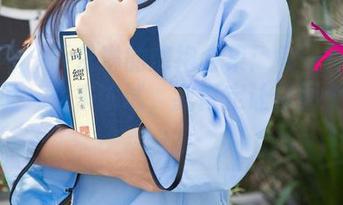 尤果网 – 乔依琳的旗袍合集：每一件都在跟我说‘快来试试，我肯定让你图个美’！