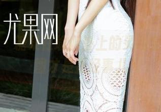 尤果网 – 糖果在瑜伽垫上的灵动全集，原图才是正经事儿