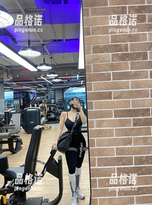 左公子666 微密圈 - 今天的写真更新,左公子666就像是从辣椒田里走出来的