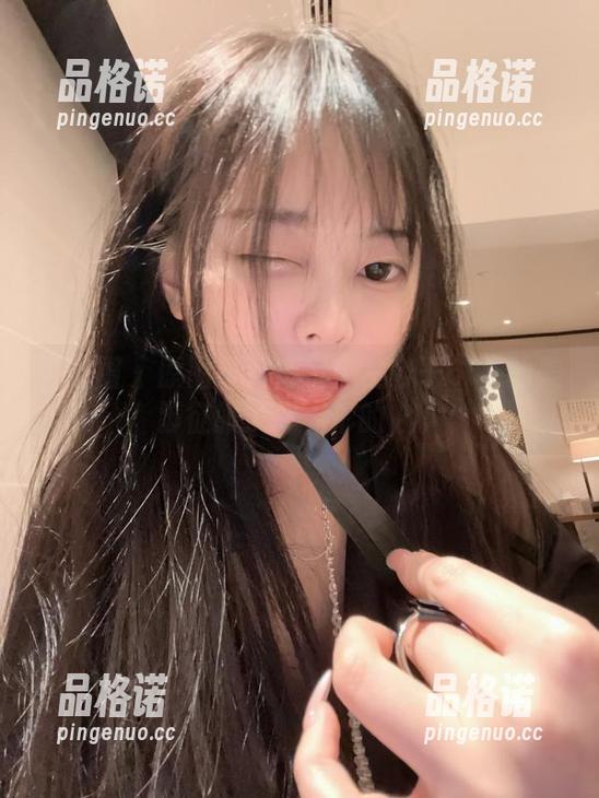 微密圈 - 原图整装待发！左公子666的美脚征服了我无形的心。