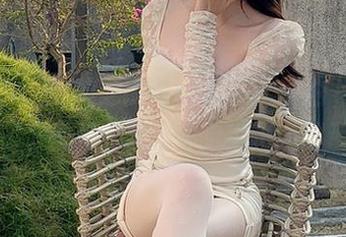 微密圈 – 徐莉芝Booty的一天：白衬衫合集？不如说是“白衬衫绝不正经展示”！