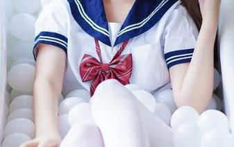 棉袜与日奈娇的cos魅力，原图似乎每一帧都在低语