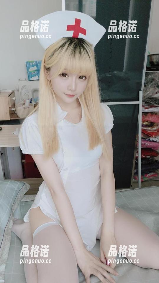 女警穿美图，星之迟迟的图集解锁全新视角，让人不敢直视。