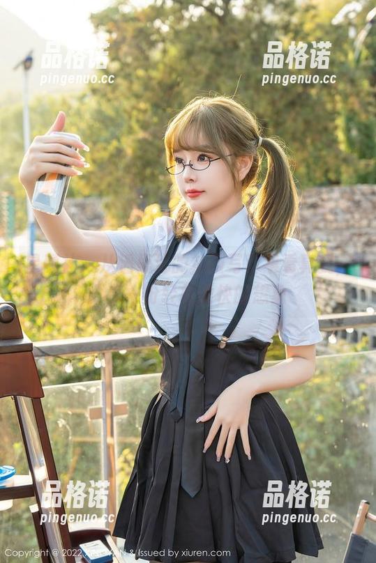 星颜社 - 从潘思沁的校服写真集看真我，分享一份轻松愉快的想象