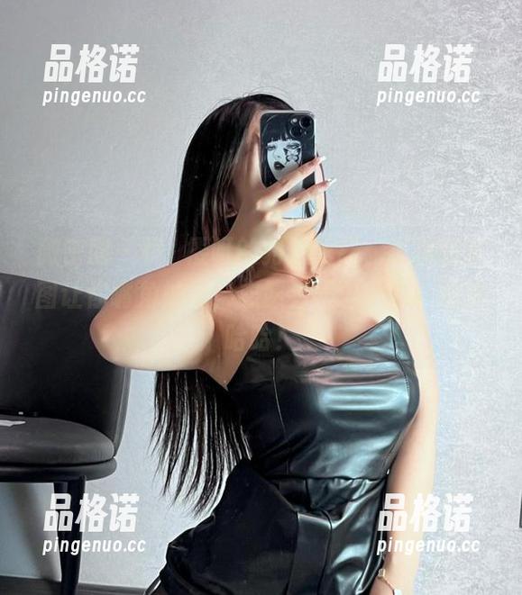 桃沢樱呀 微密圈 - 桃沢樱呀的豹纹诱惑,更新的套图让你嘴角抽搐,志愿者报告状态:哈哈哈哈!