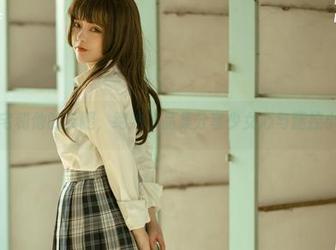 桃良阿宅和他的长腿，绝妙作品集分享少女心与腿控小秘密！