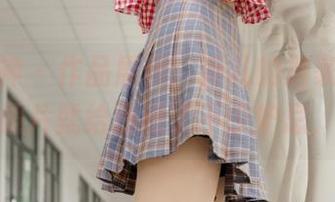 梦丝女神 – 作品展现：乔儿的居家，全凭一张照片就给我惹了不少妒忌，哎。