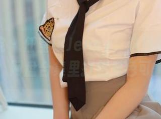 模范学院 – 任莹樱Jenny，这姐姐真能抢眼，网盘合集里打包秀色可餐。