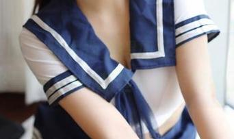 模范学院 – 照片伪装得如此软萌，竟然疑心佟蔓baby和灰丝牵手去跑步了！