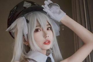 清颜颜子的一天：小小校服的私拍，大大的故事，什么都可以聊聊～