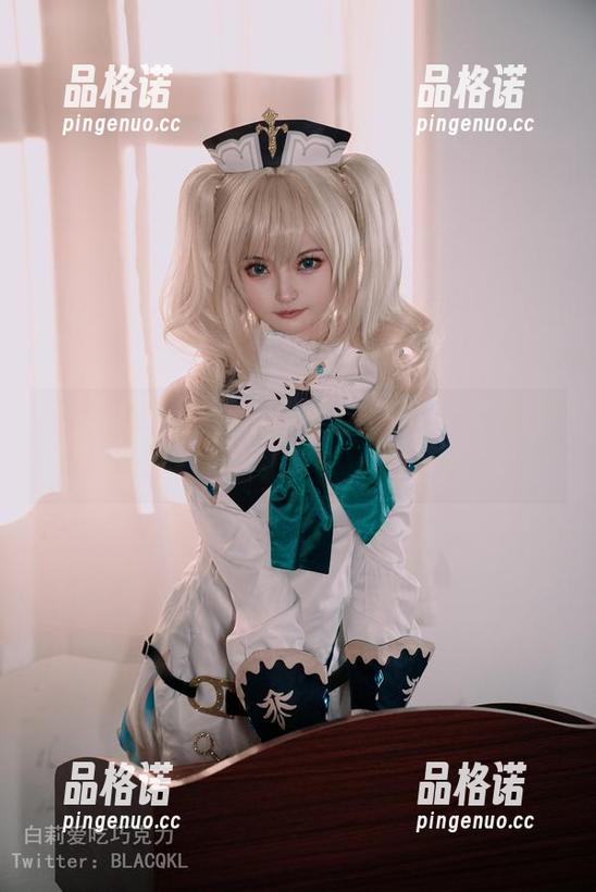 白莉爱吃巧克力 看白莉爱吃巧克力的小舞,最新图包里有没有什么可以模仿的动作呢?