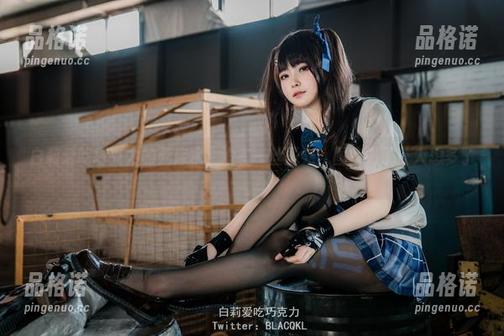 白莉爱吃巧克力的死库水，没有一丝圣光，图集看了让人想多了。