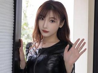 秀人网 – 安然anran的经典体操服作品，运动感炸裂却透着慵懒
