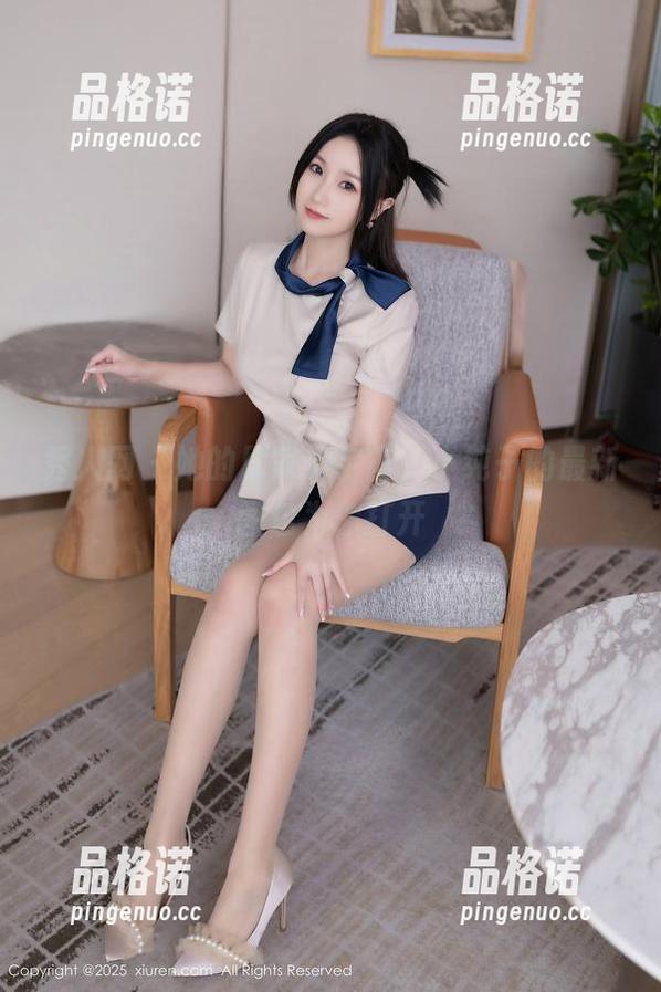 秀人网 - 她的居家小宇宙，小纯子的最新图包为你打开