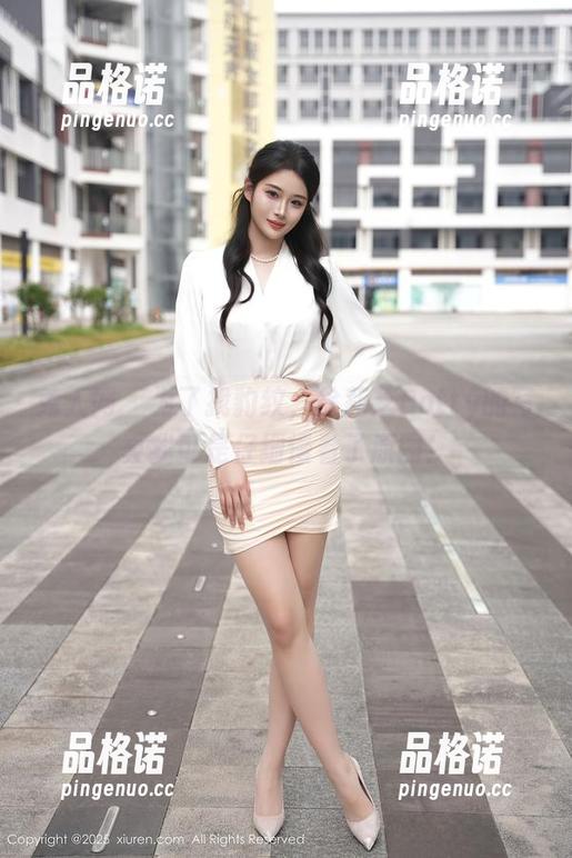 秀人网 - 为了找豹纹，徐莉芝Botty的写真我可是仔细慢看了原图！