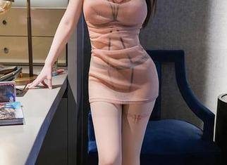 秀人网 – 在死库水间，木木hanna的写真似乎讲述了一个没说完的事儿