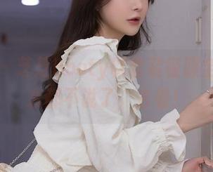 秀人网 – 芝芝Booty以套装征服全场，什么都不说了，去看！