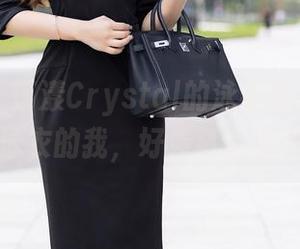 秀人网 – 荡漾Crystal的泳衣合集：忘了买泳衣的我，好羡慕这身材！
