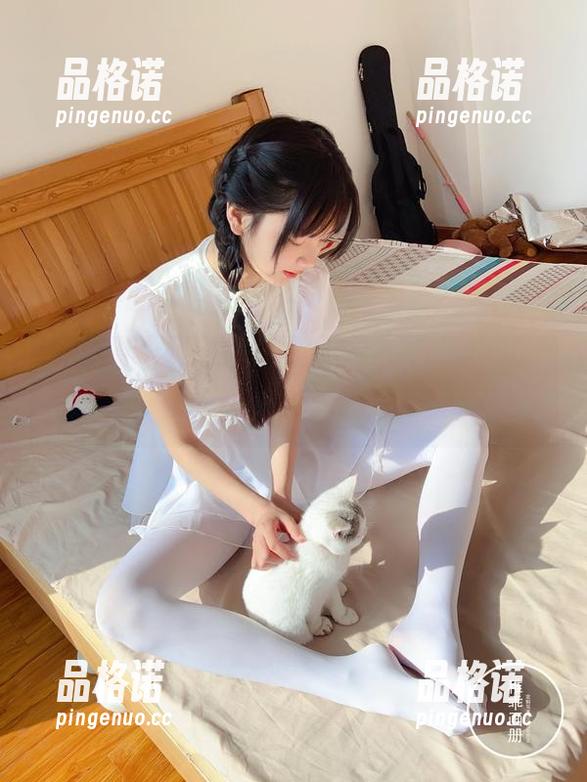 稚乖画册-赤西夜夜 稚乖画册 - 赤西夜夜拍的图片,初音少女是不是太可爱了?