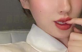 微密圈 – 精选写真：紫色哒豚豚的黑丝小确幸，穿上它，可以让风信子都嫉妒！