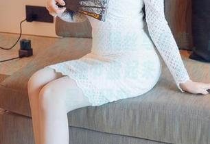 花漾show – 黄乐然黑丝写真集，高清到你想要把每一根细节盘起来，真可以做个黑丝研究。