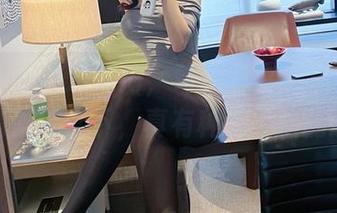 微密圈 – 透过刘海，葛征的白丝女仆套装，高清影像之下，真有种说不出的意味。