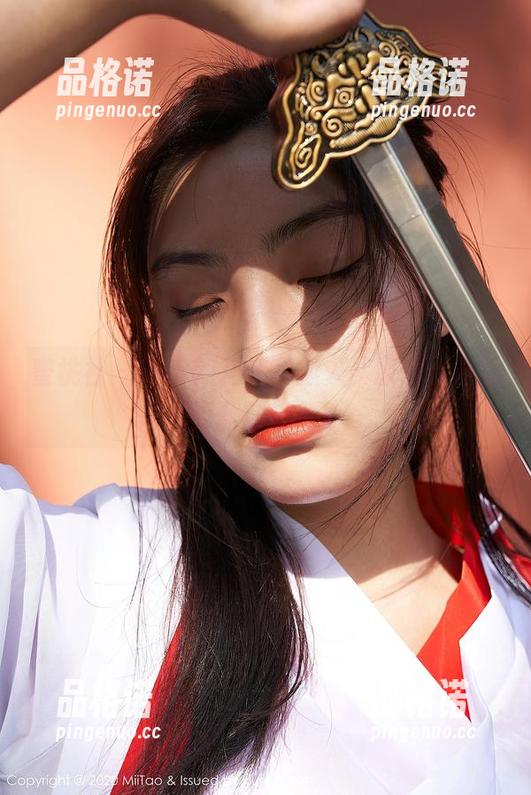 蜜桃社 - Sukki用套装撩人，原图资源让我默默想多了