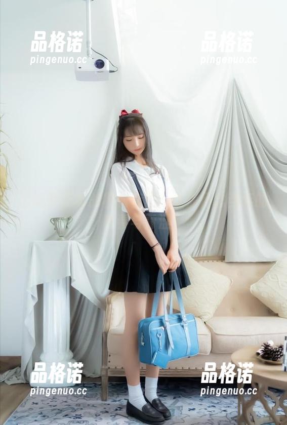西呱呀呀呀的校服套图：让你怀念当年的青春与青涩！