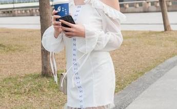 魔镜街拍 – 图集里的家居哲学：曼曼教你怎么不出门也能美