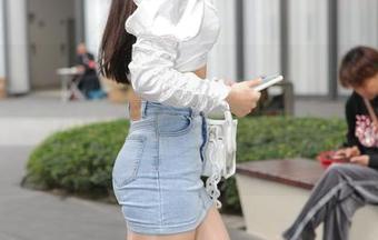 一不小心就爱上：“魔镜街拍”里的清晨健身女神，套图通通下载吧，别说我没推荐哦！